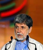 Le ministre brsilien des relations extrieures, Celso Amorim, lors de l'assemble gnrale du sommet de l'OMC  Cancun (Mexique), le 11 septembre 2003 | AFP